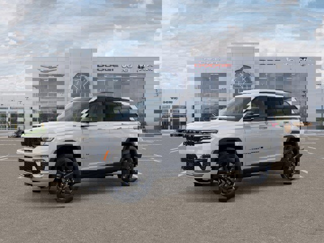 New 2025 Jeep Grand Cherokee Limited w/ Luxury Tech Group II image 20