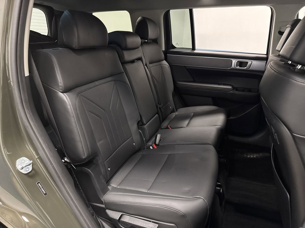 Used 2025 Hyundai Santa Fe XRT image 33