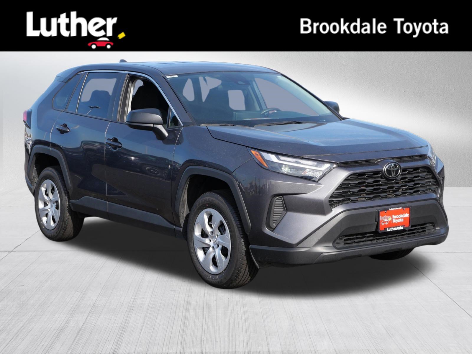 Certified 2025 Toyota RAV4 LE AWD/4WD image 1