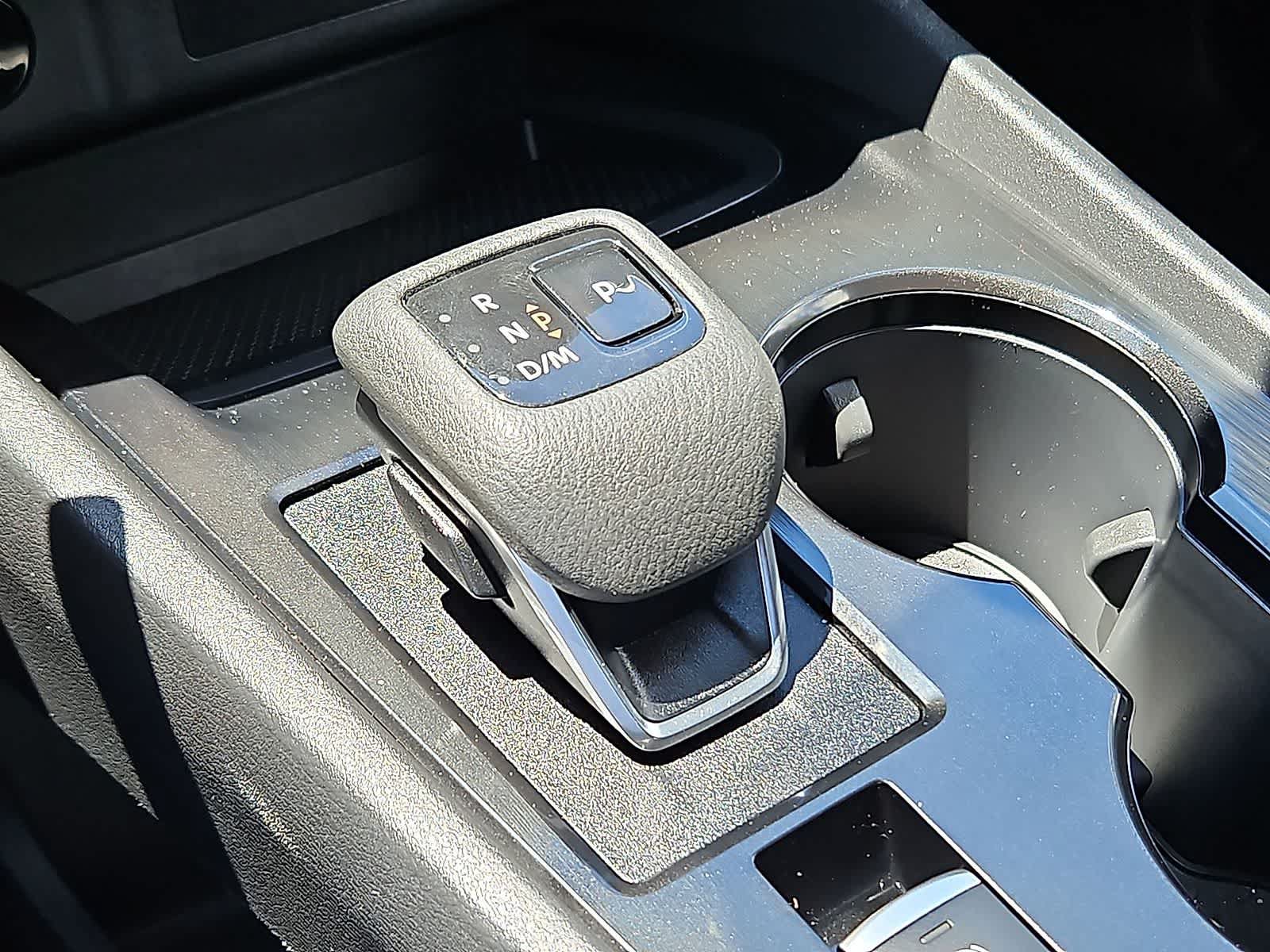 Used 2025 Nissan Rogue SV AWD/4WD image 19