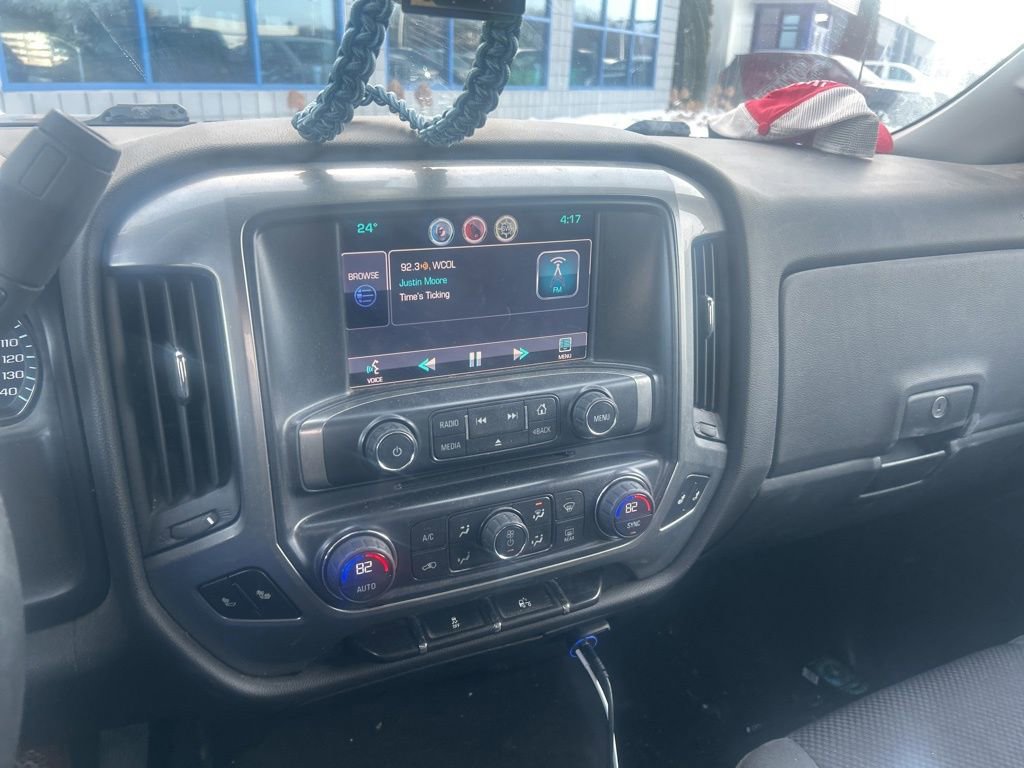 Used 2014 Chevrolet Silverado 1500 LT w/ LT Convenience Package image 3