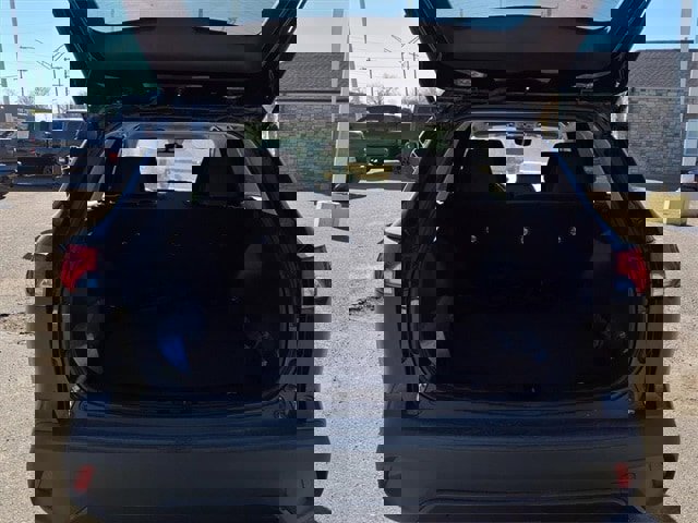 Used 2024 Toyota Corolla Cross LE image 20