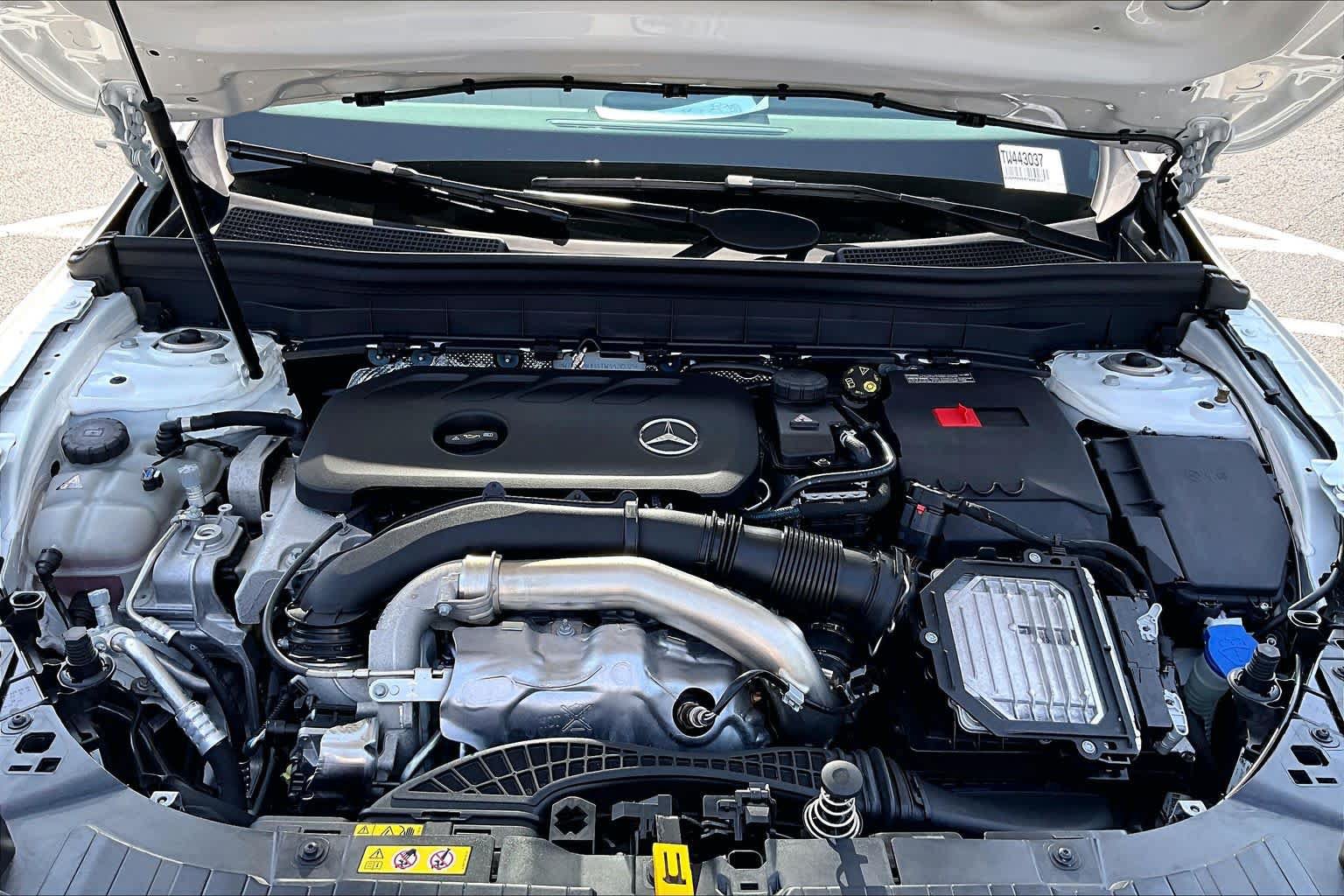 Used 2026 Mercedes-Benz GLB 250 4MATIC image 32