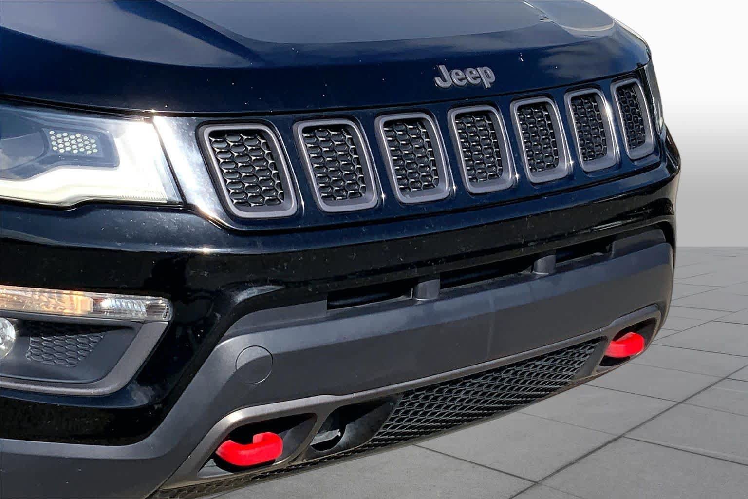 Used 2021 Jeep Compass Trailhawk AWD/4WD image 26
