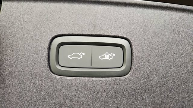 New 2026 Volvo EX90 Ultra AWD/4WD image 44