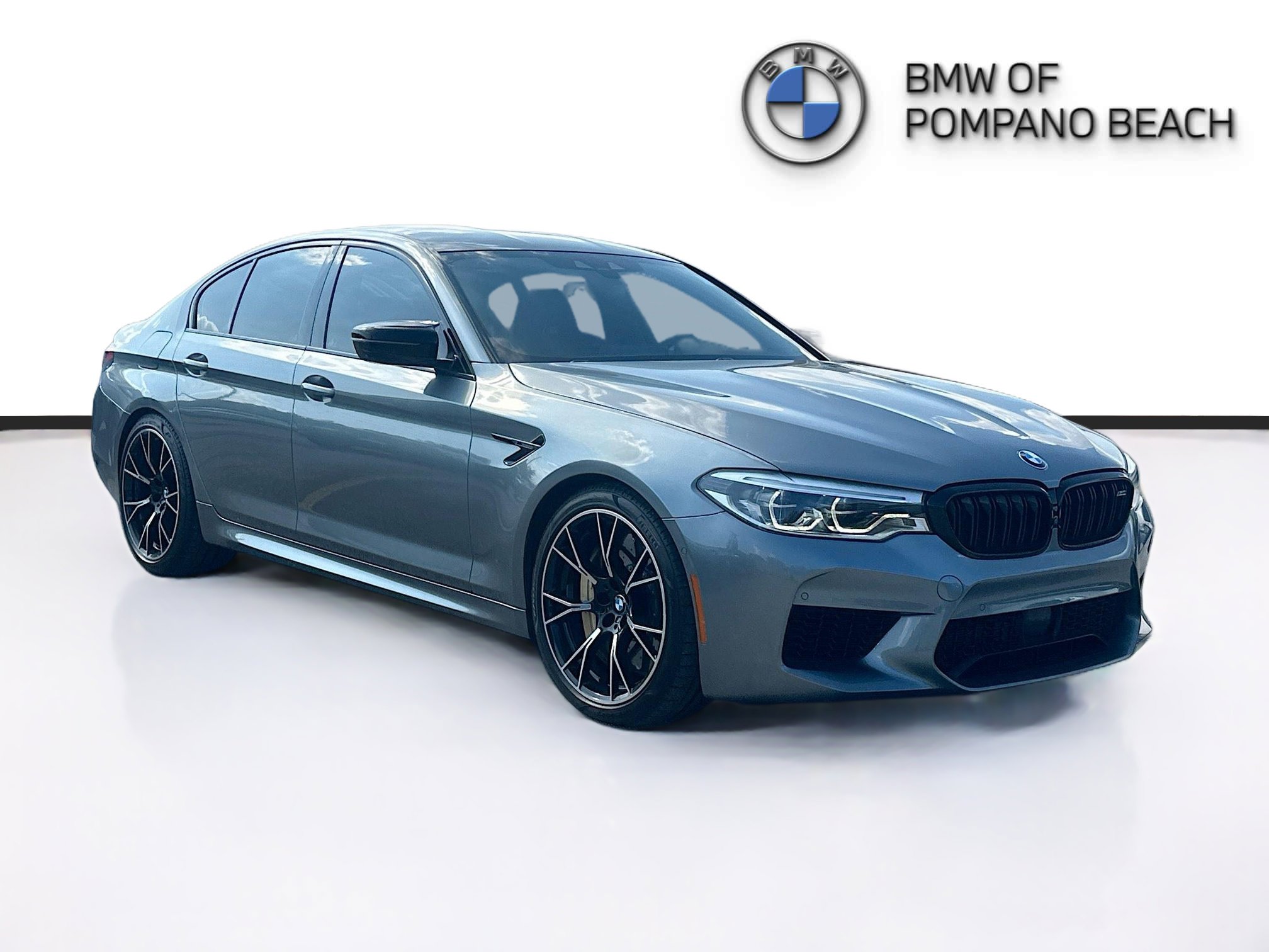Used 2019 BMW M5 w/ Executive Package image 1