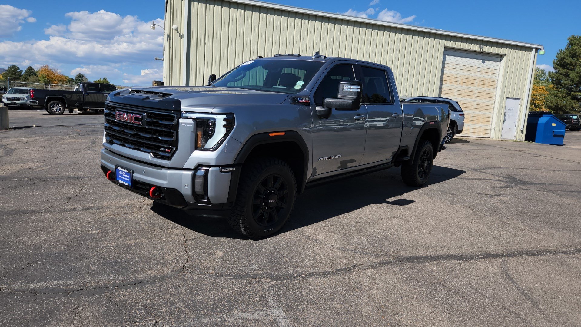 Used 2024 GMC Sierra 3500 AT4 w/ AT4 Premium Plus Package AWD/4WD image 4