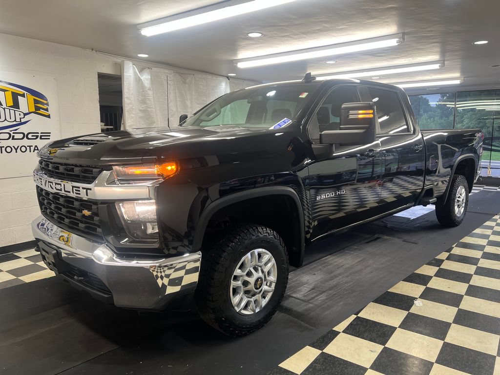 Used 2020 Chevrolet Silverado 2500 LT AWD/4WD image 4
