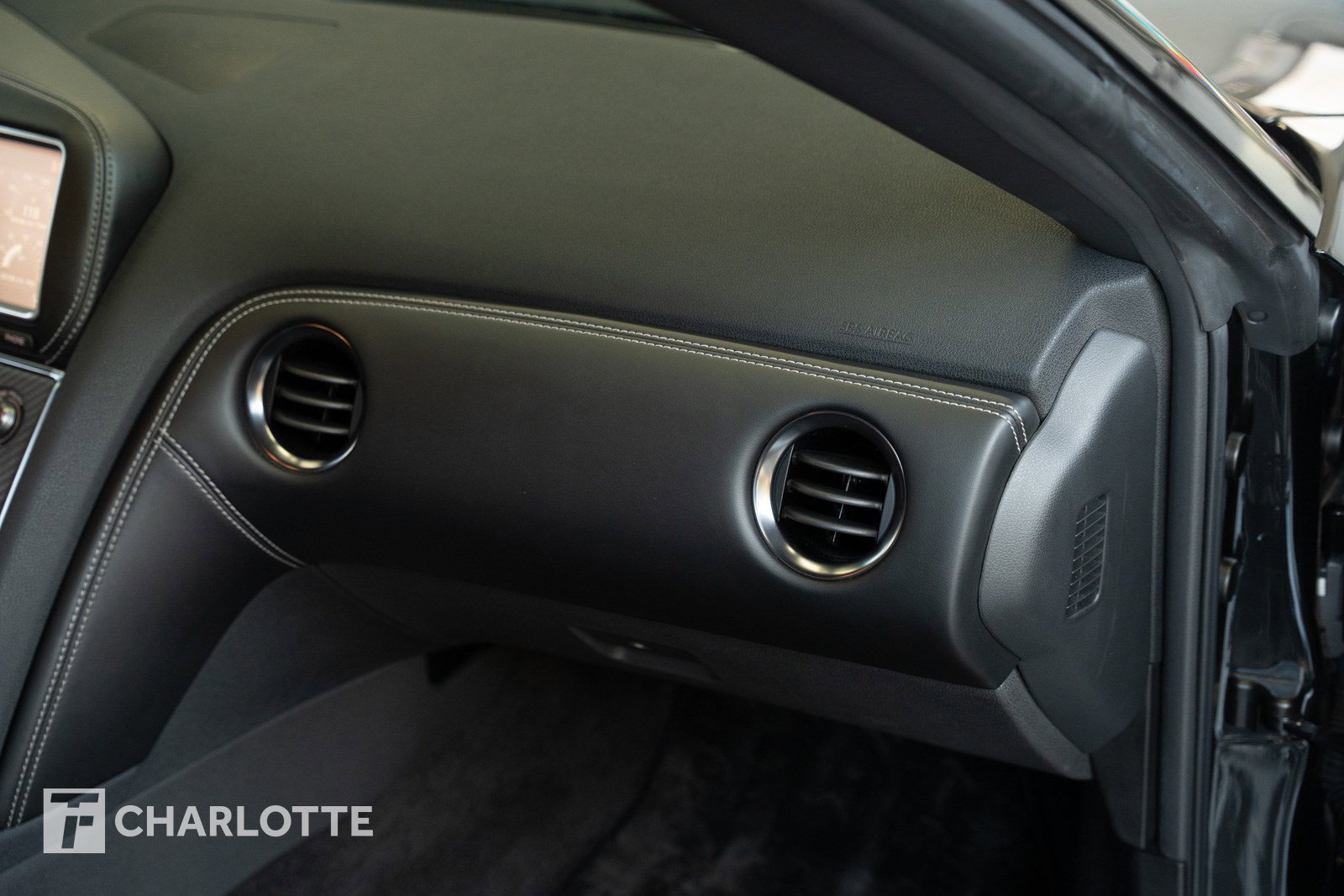 Used 2015 Nissan GT-R Premium image 30