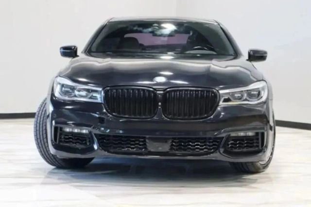 Used 2016 BMW 750i xDrive AWD/4WD image 36