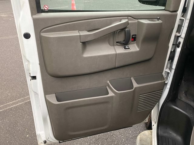 Used 2022 GMC Savana 2500 w/ Driver Convenience Package RWD image 10