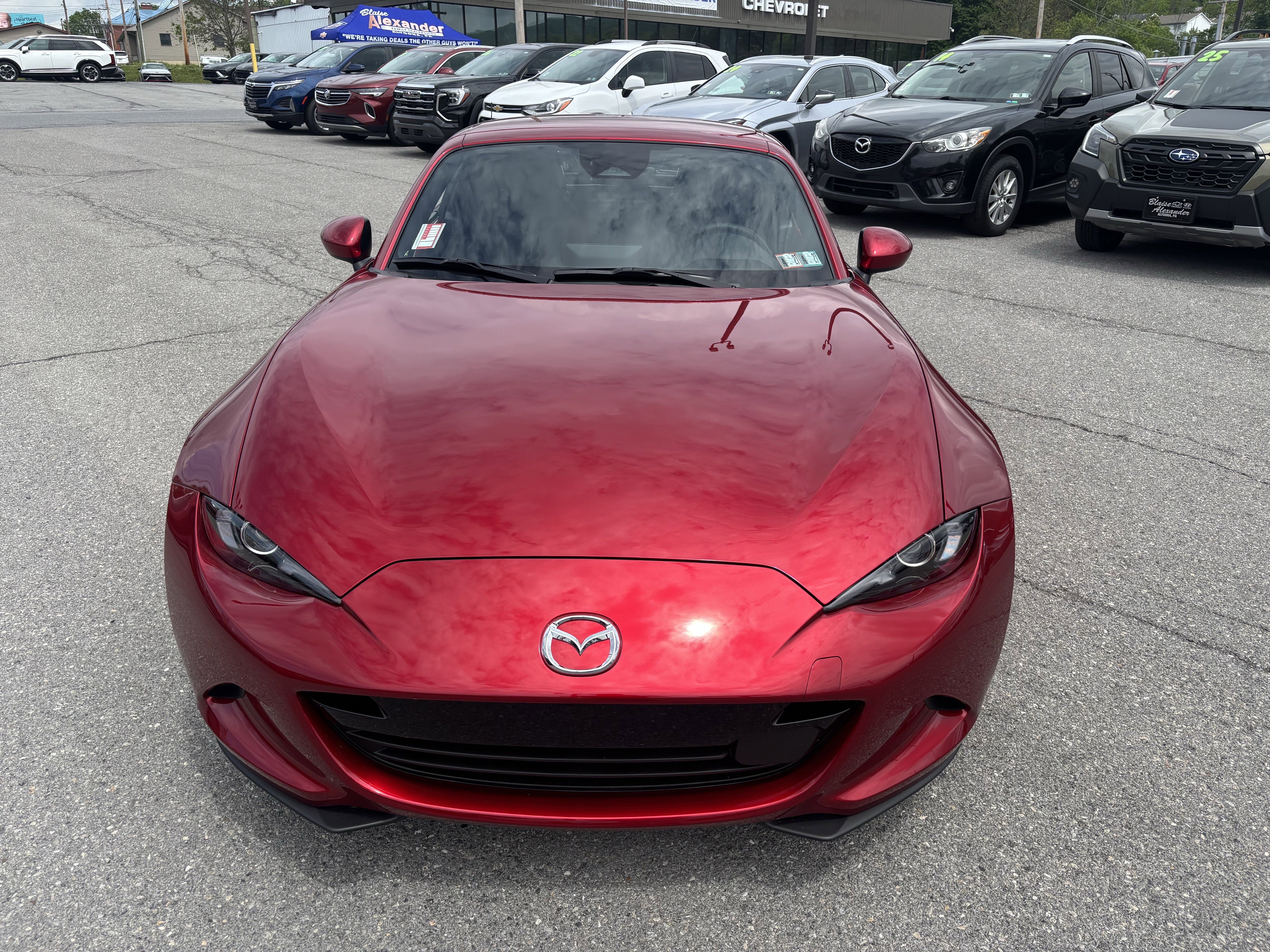Used 2024 MAZDA MX-5 Miata RF Grand Touring RWD video 2