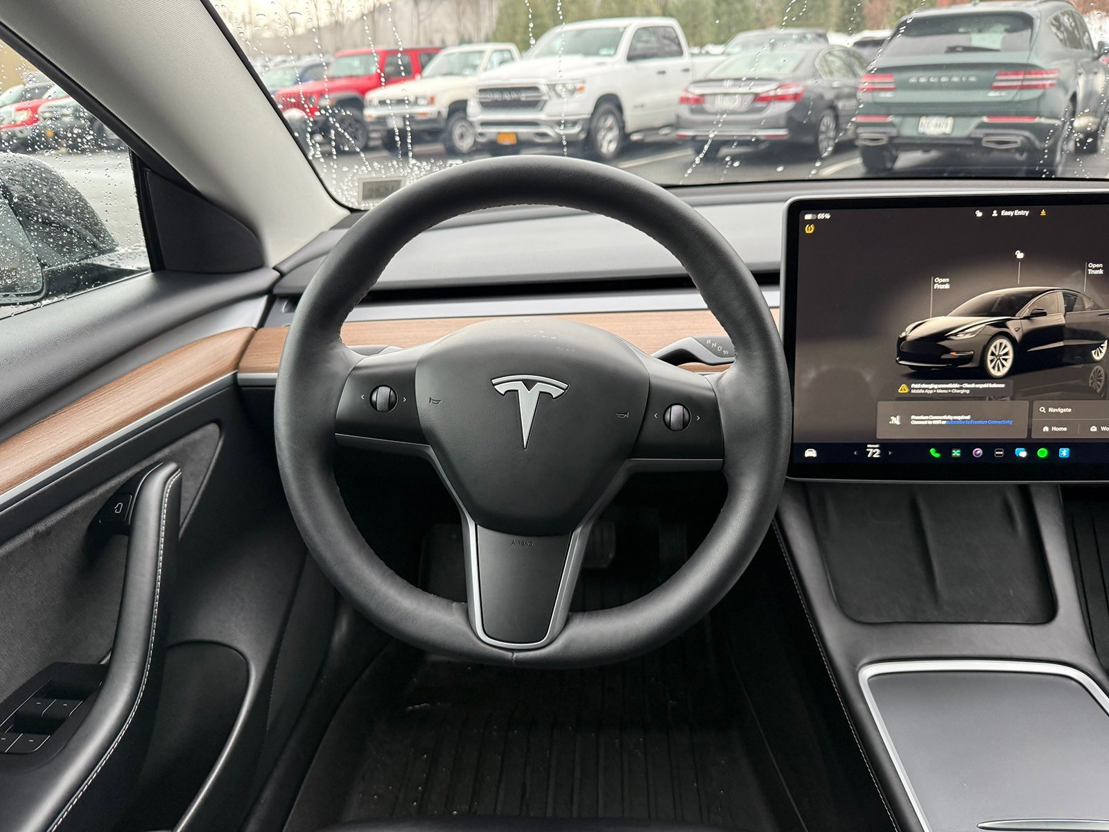Used 2023 Tesla Model 3 Standard Range image 21