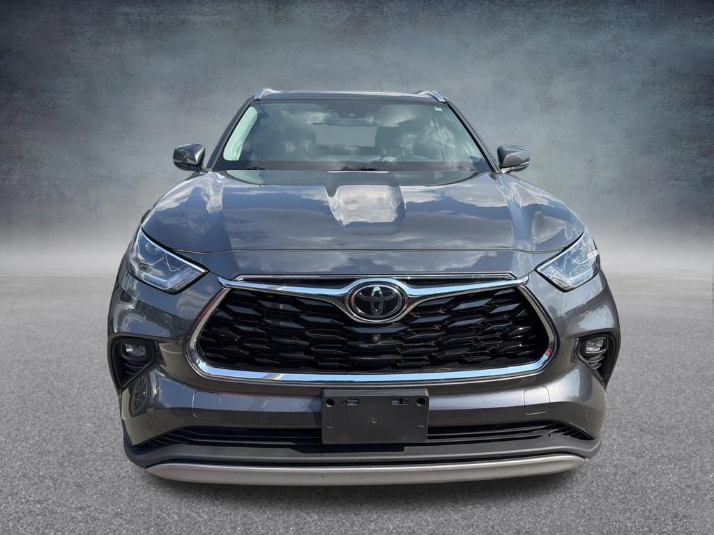 Used 2021 Toyota Highlander Platinum AWD/4WD image 7