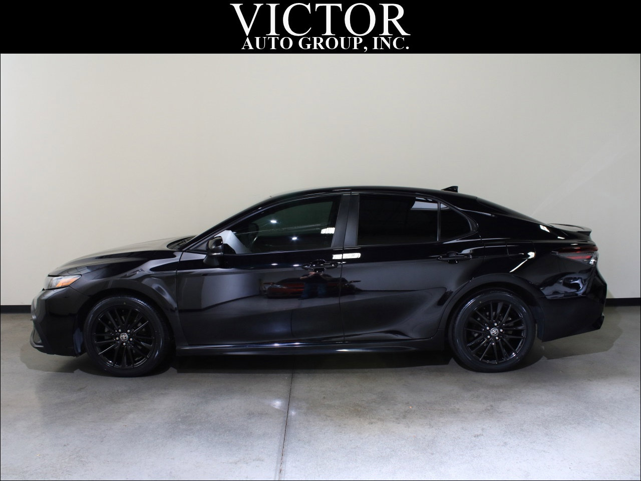 Used 2021 Toyota Camry SE w/ Convenience Package