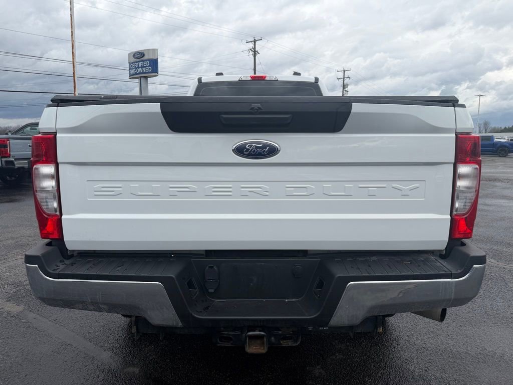 Used 2022 Ford F250 XL w/ Power Equipment Group image 4