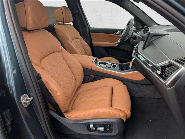New 2026 BMW X5 xDrive50e w/ Climate Comfort Package AWD/4WD image 17