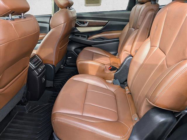 Used 2019 Subaru Ascent Touring w/ Popular Package #3 image 18