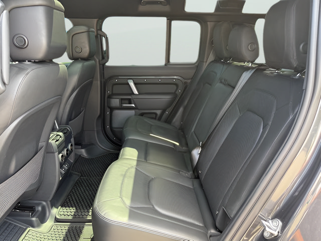 Certified 2024 Land Rover Defender 110 Carpathian Edition AWD/4WD image 28