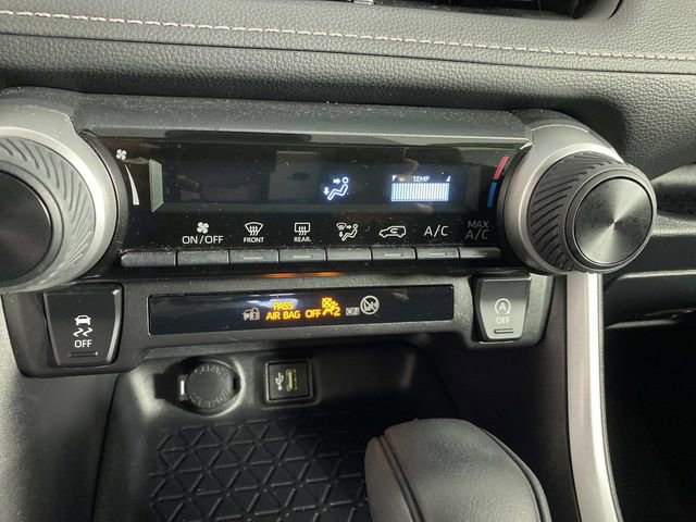 Used 2025 Toyota RAV4 LE image 21