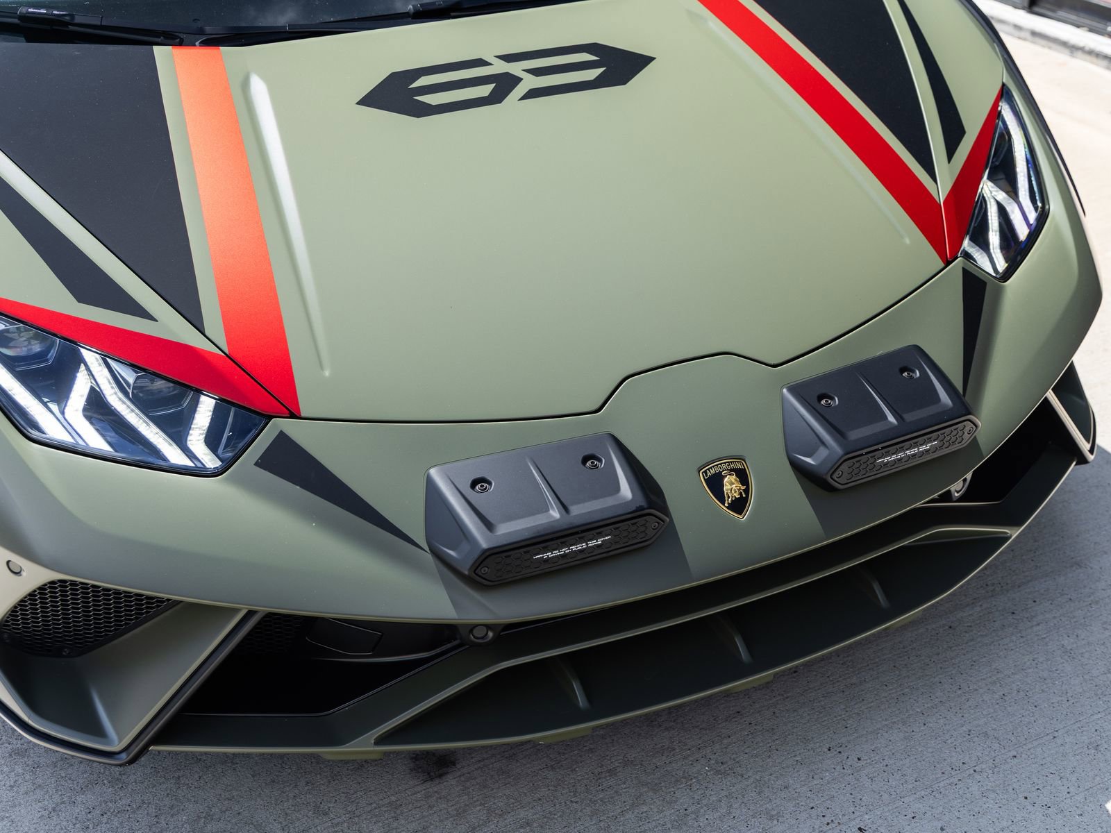Used 2024 Lamborghini Huracan Sterrato AWD/4WD image 12