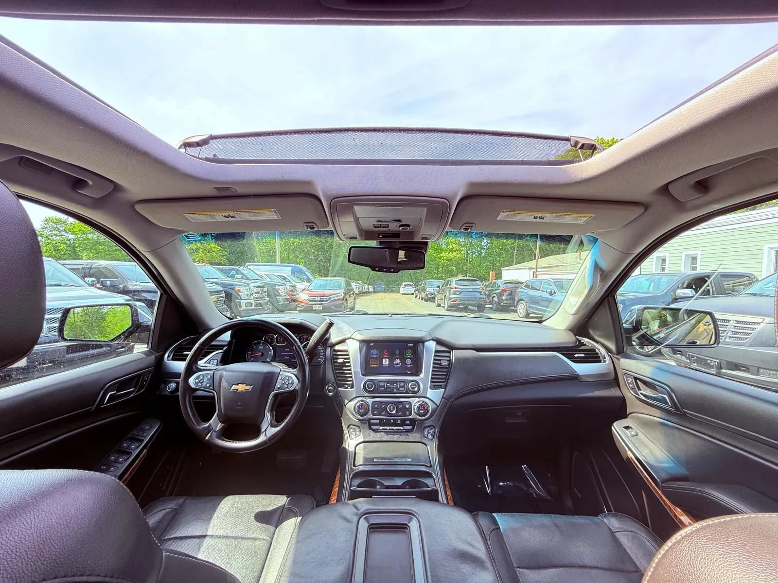 Used 2015 Chevrolet Tahoe LTZ AWD/4WD image 15