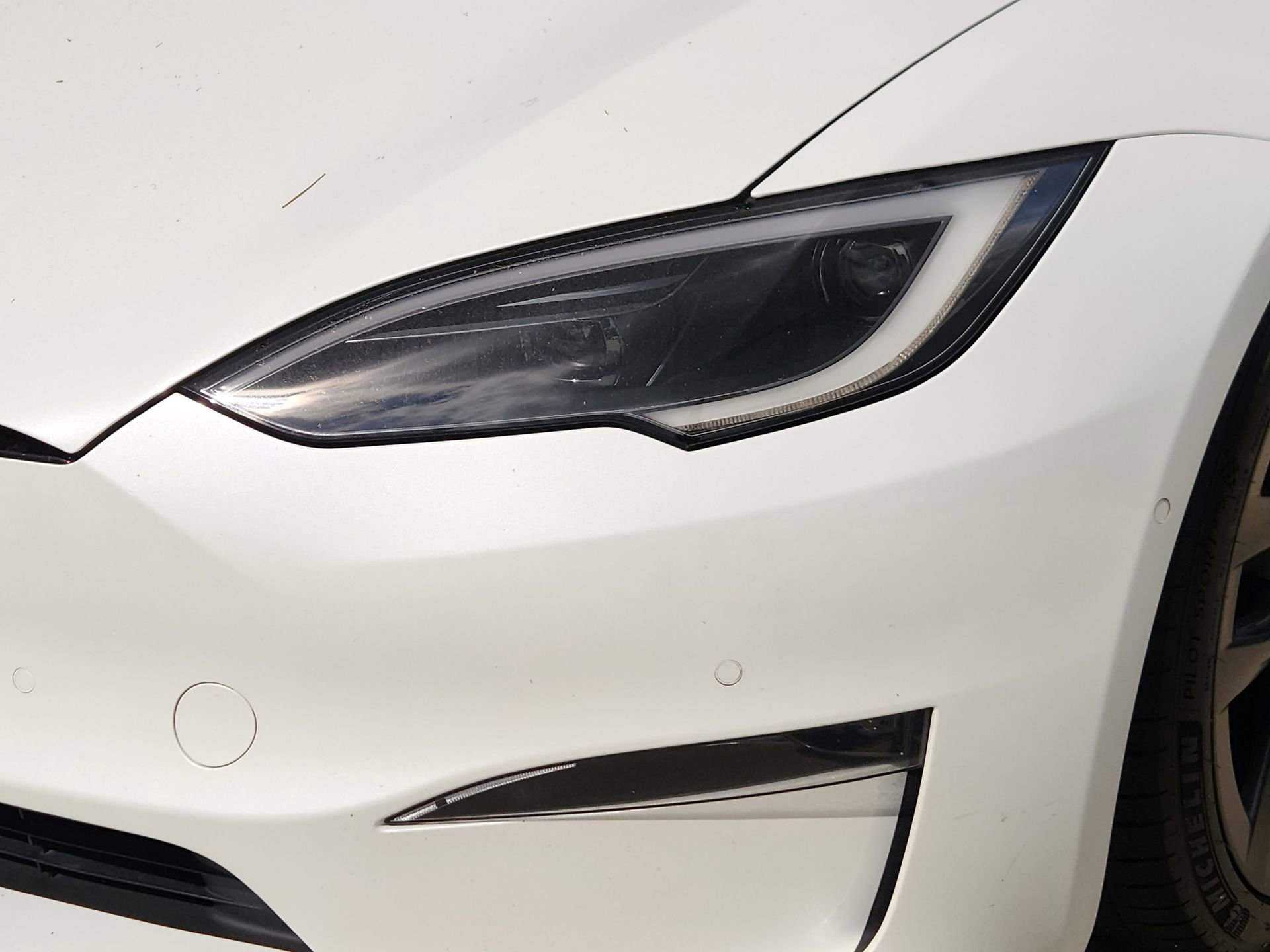 Used 2022 Tesla Model S image 11