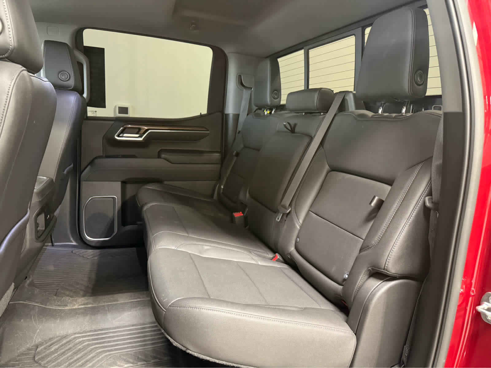Certified 2022 Chevrolet Silverado 1500 LT Trail Boss w/ LT Trail Boss Premium Package AWD/4WD image 14