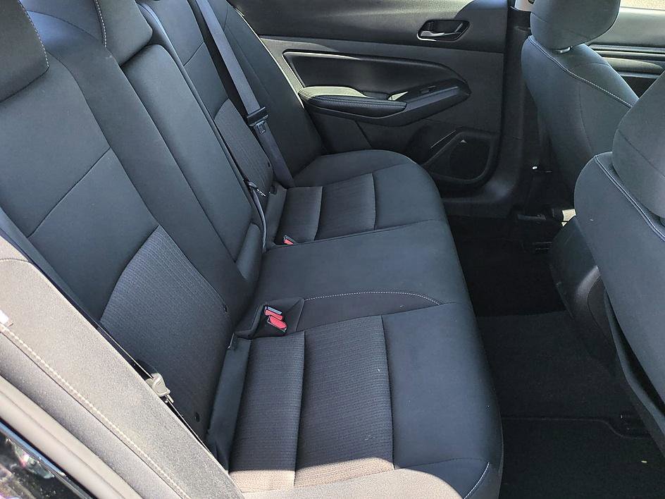 Used 2024 Nissan Altima 2.5 SV FWD image 33