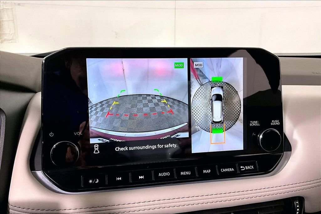 Used 2023 Nissan Rogue SL w/ SL Premium Package image 21