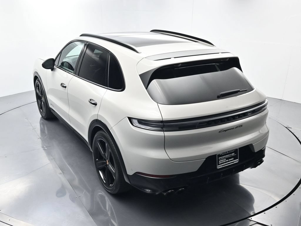Certified 2026 Porsche Cayenne GTS AWD/4WD image 37