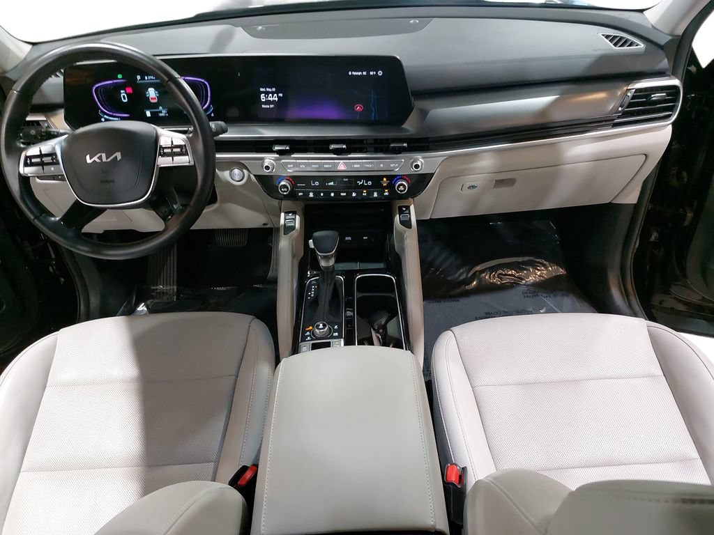 Used 2025 Kia Telluride S AWD/4WD image 9