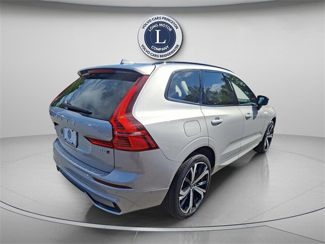 Certified 2023 Volvo XC60 B6 Ultimate w/ Protection Package Premier image 7