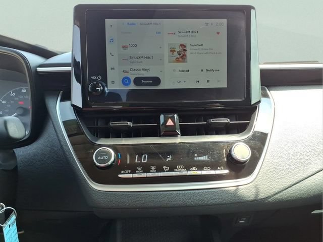 Used 2025 Toyota Corolla LE FWD image 18