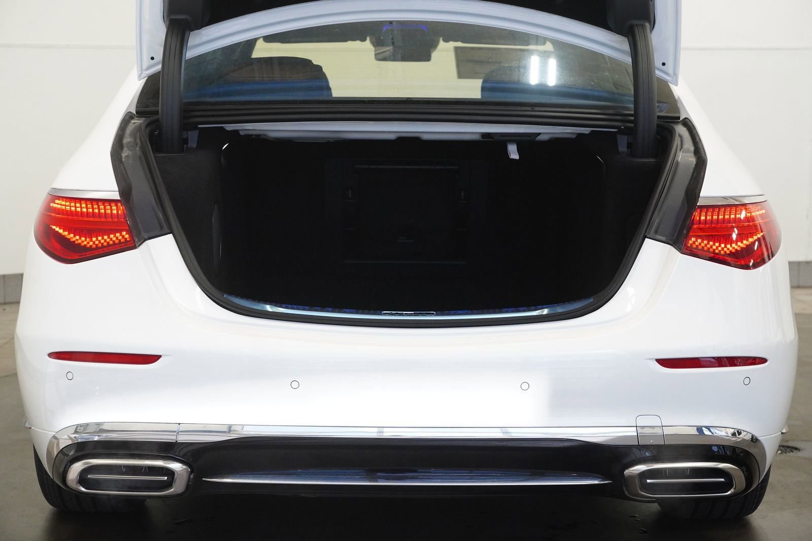 New 2026 Mercedes-Benz Maybach S 580 4MATIC image 34