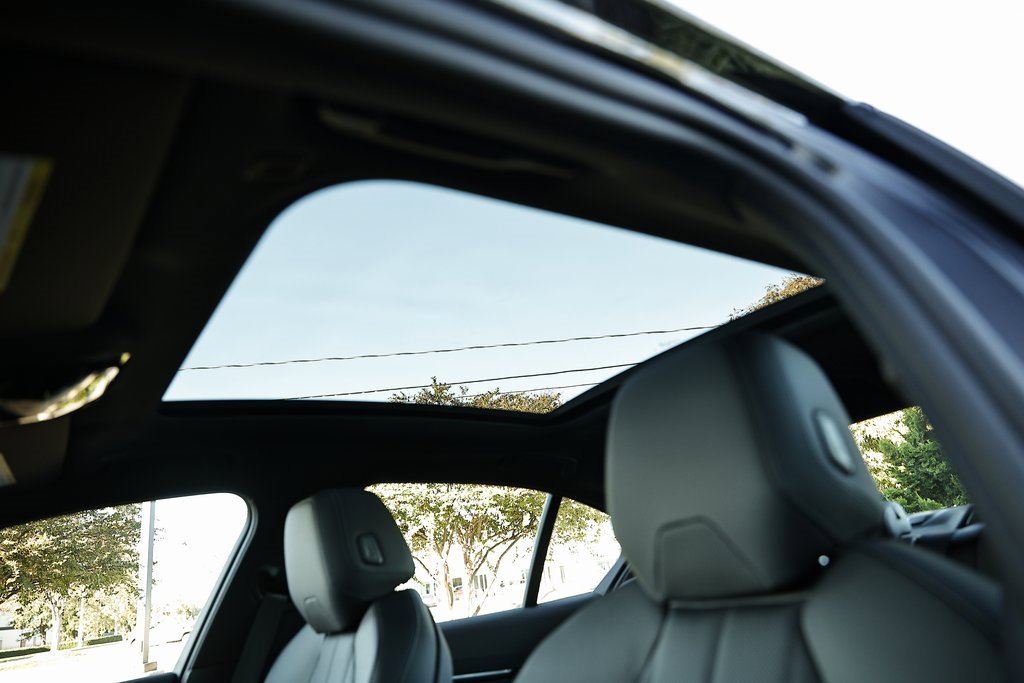 New 2026 BMW 550e xDrive w/ Premium Package image 14