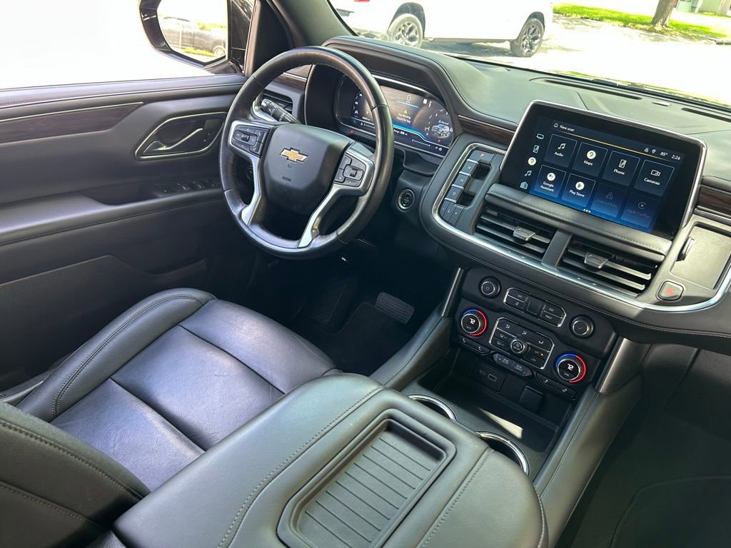 Used 2022 Chevrolet Tahoe LT w/ Luxury Package AWD/4WD image 10