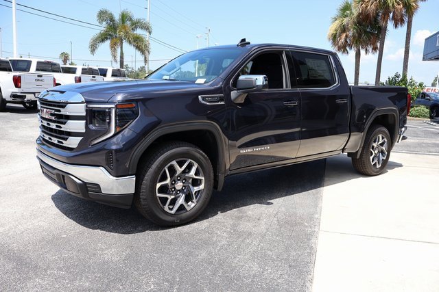 New 2026 GMC Sierra 1500 SLE w/ Preferred Package image 4