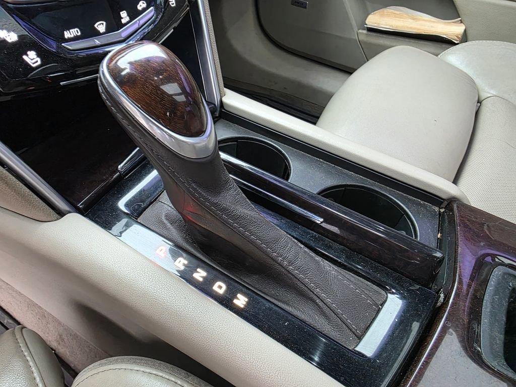 Used 2013 Cadillac XTS Premium AWD/4WD image 15