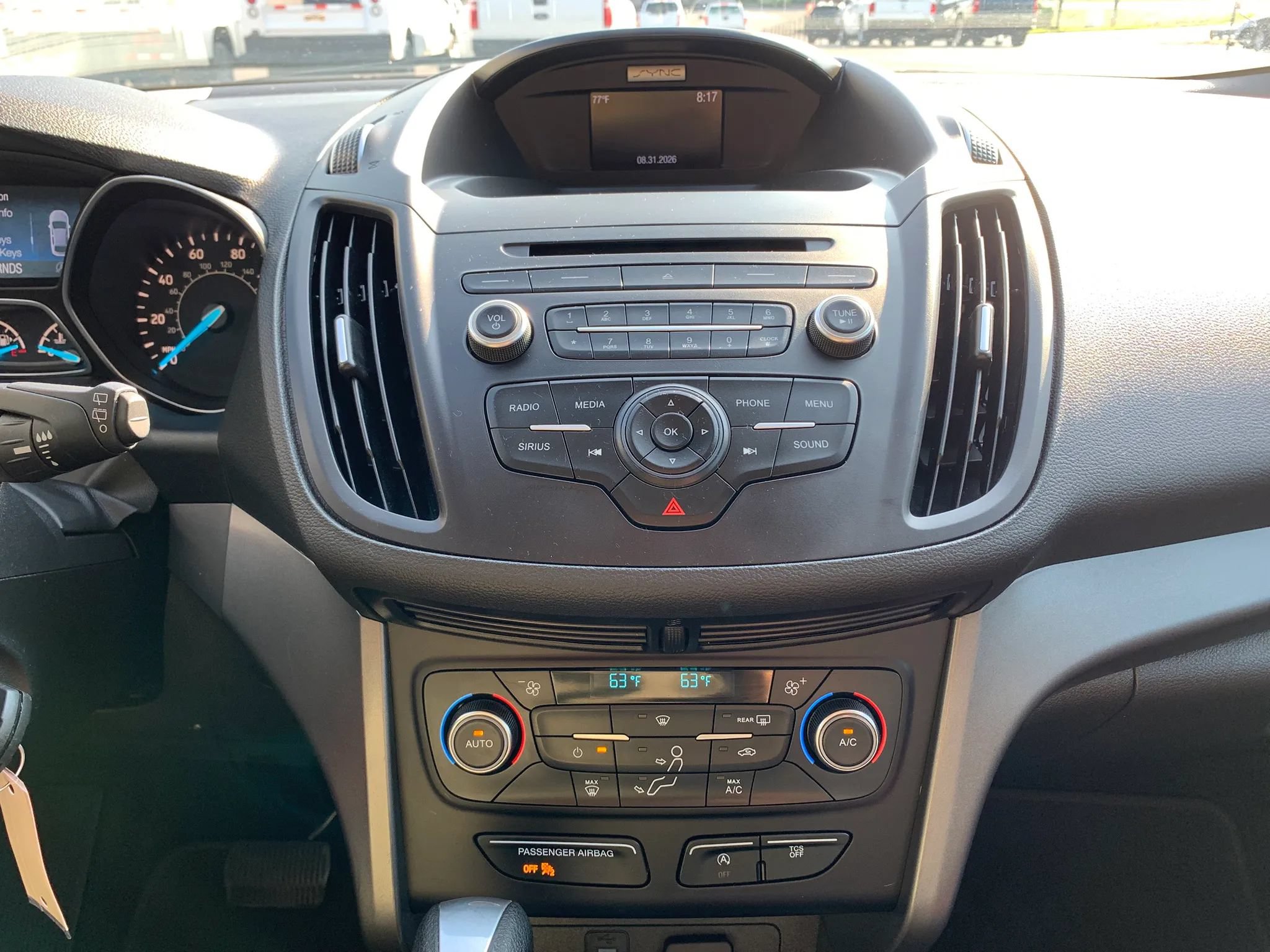 Used 2017 Ford Escape SE AWD/4WD image 17