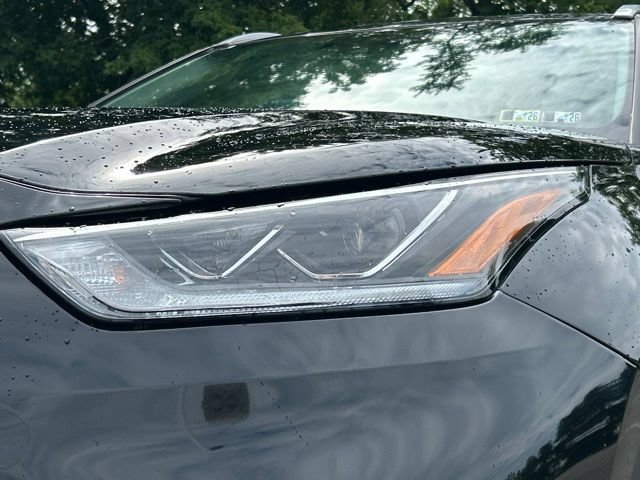Used 2022 Toyota Highlander Bronze Edition AWD/4WD image 10