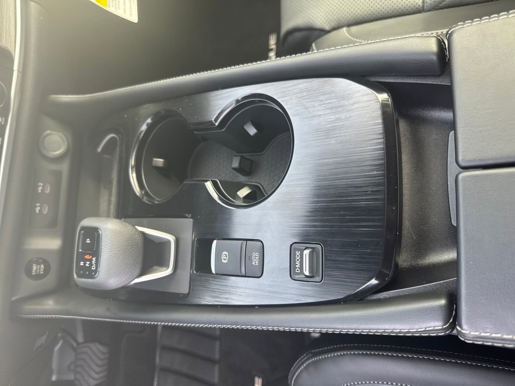 Certified 2025 Nissan Rogue Platinum w/ Platinum Premium Package image 28