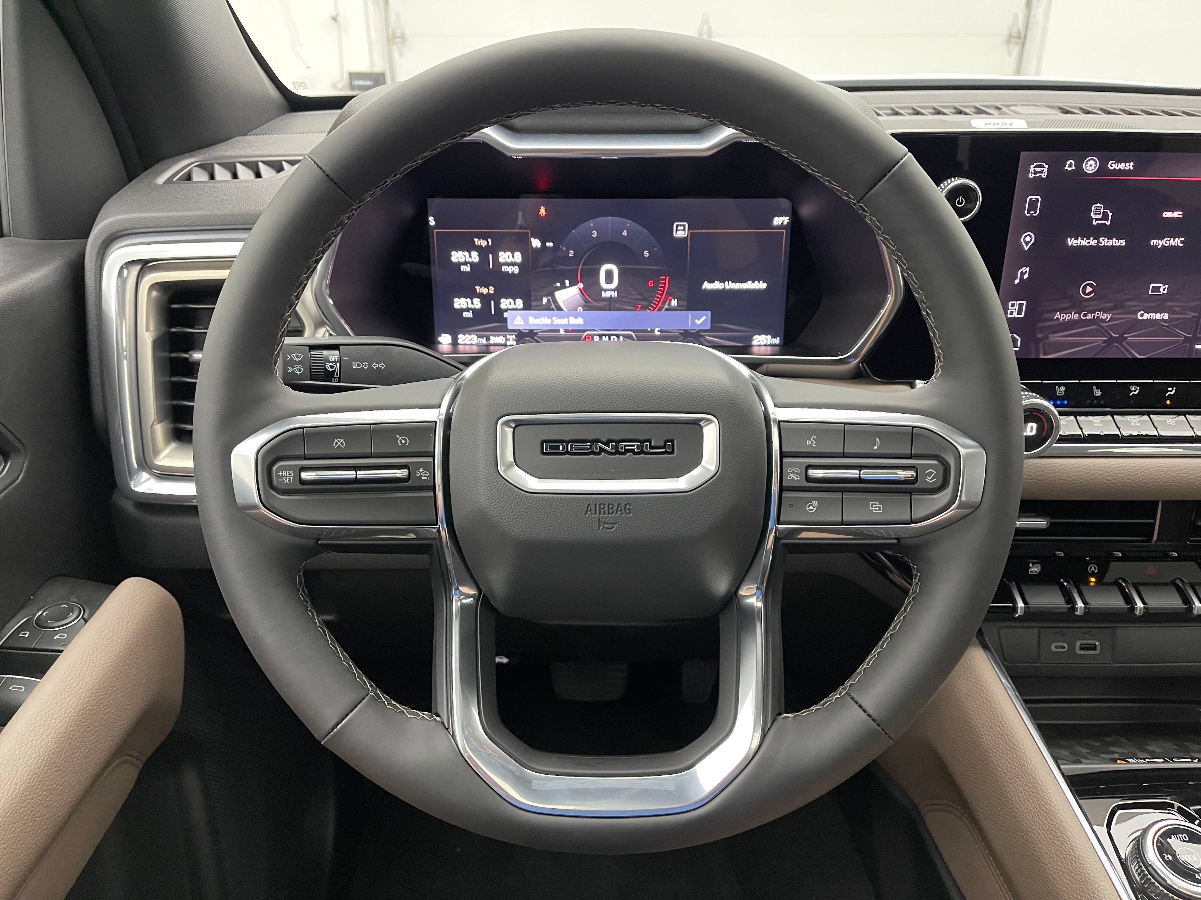 New 2026 GMC Canyon Denali AWD/4WD image 18
