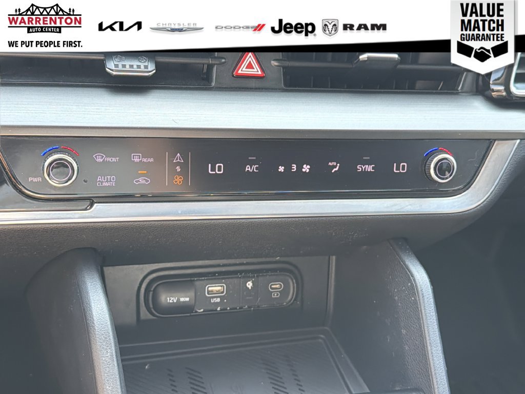 Used 2024 Kia Sportage EX AWD/4WD image 29