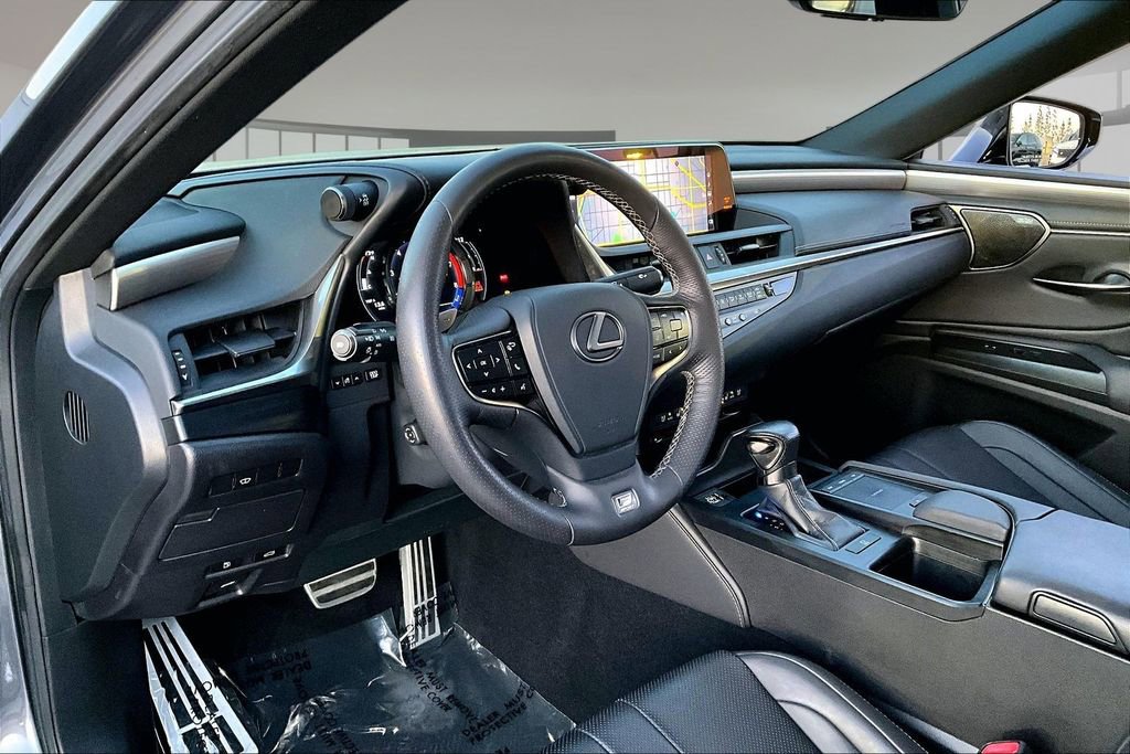 Used 2020 Lexus ES 350 F Sport w/ Accessory Package FWD image 15