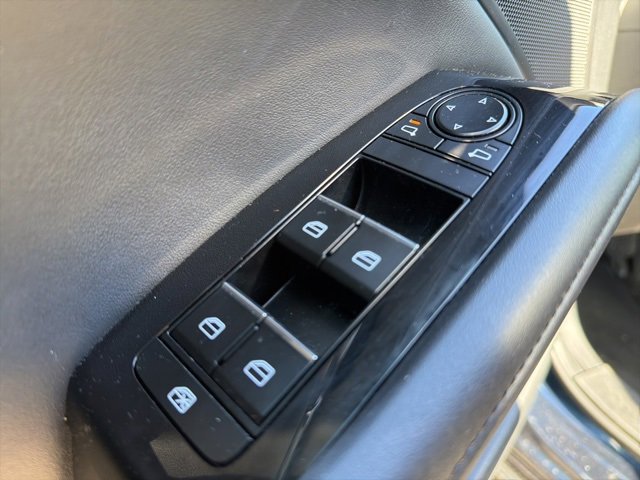 Used 2024 MAZDA MAZDA3 s image 12