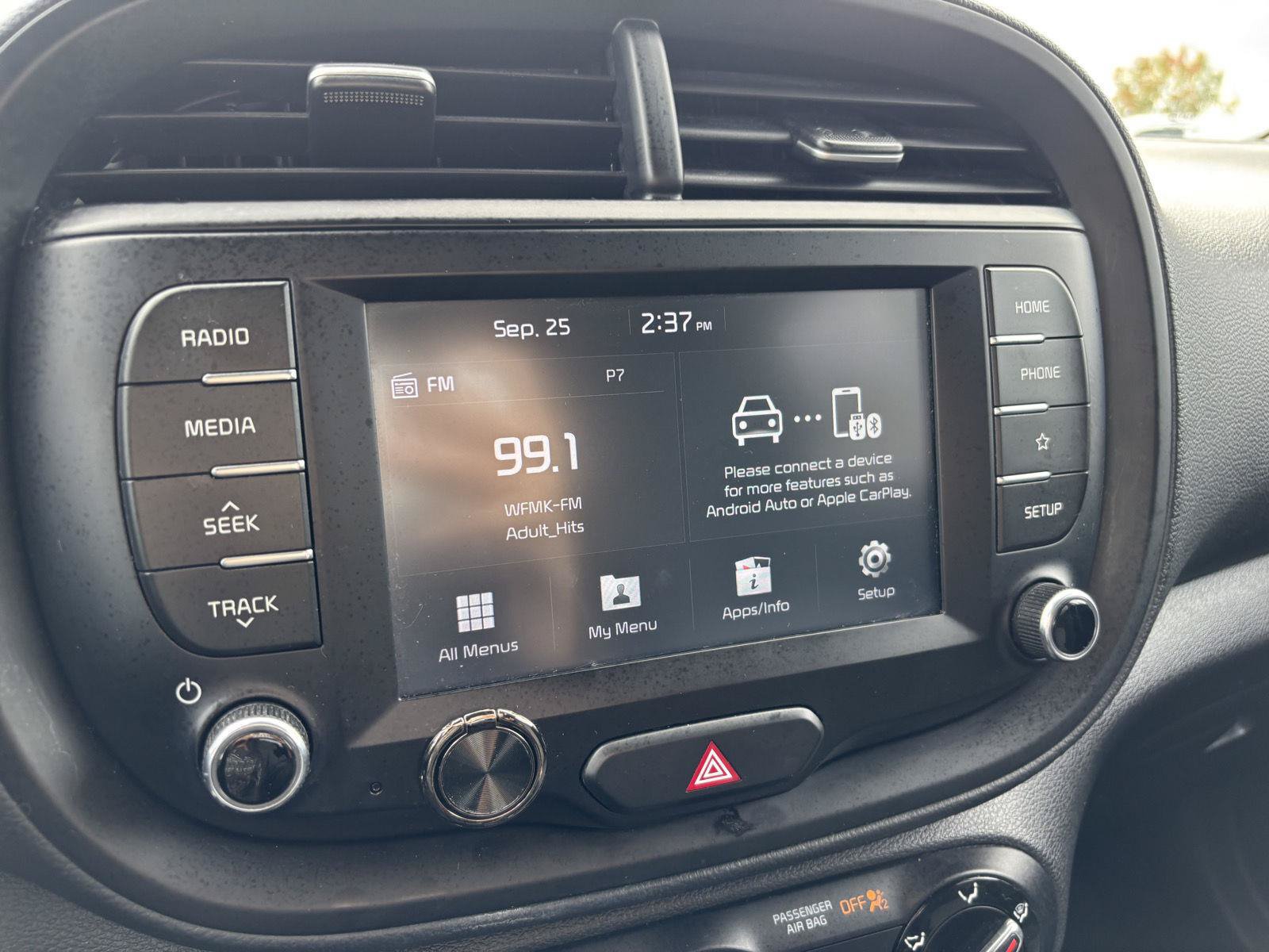 Used 2020 Kia Soul LX FWD image 23