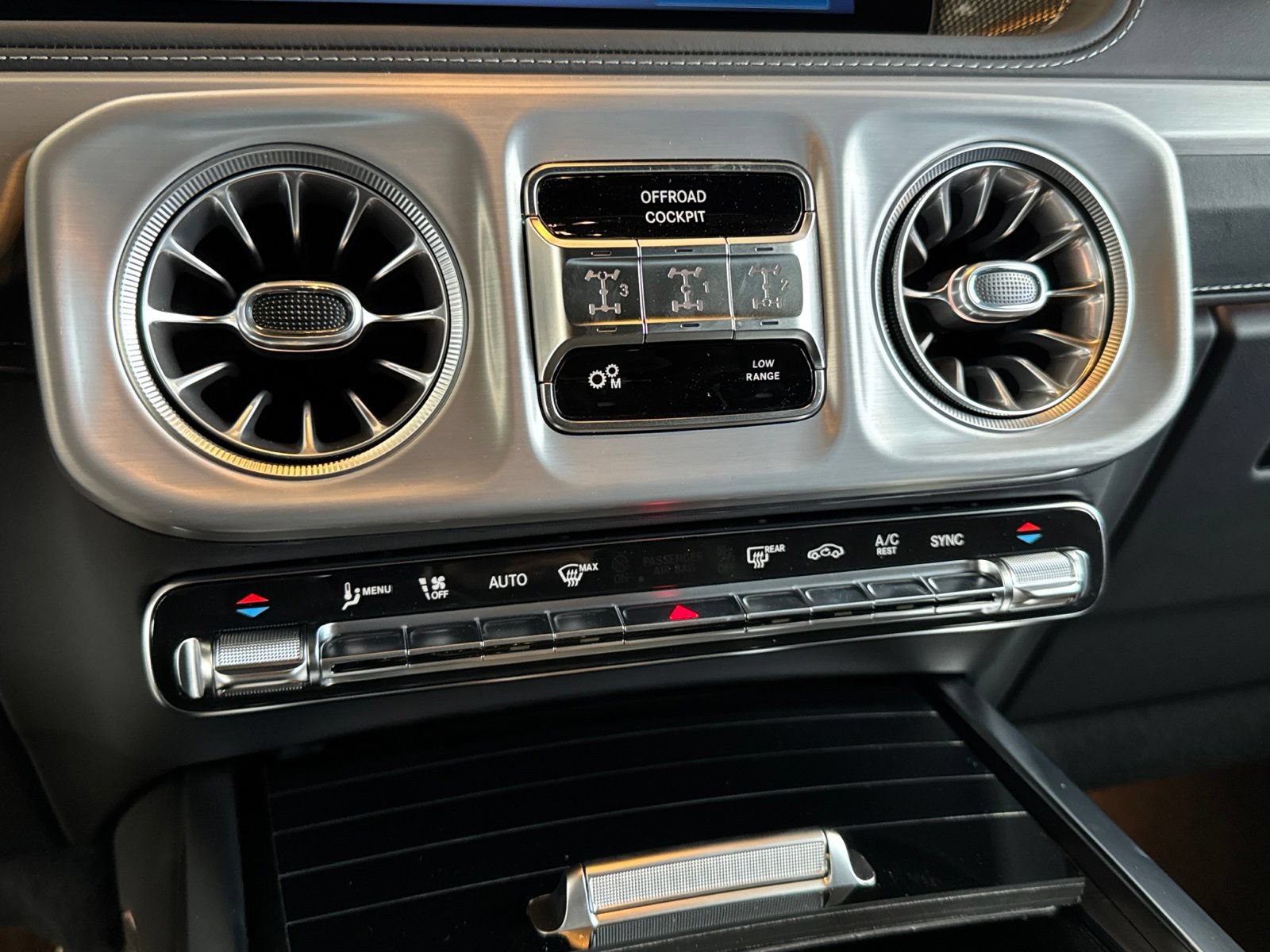 New 2027 Mercedes-Benz G 63 AMG 4MATIC image 18