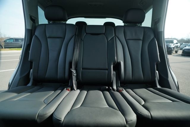 Used 2023 Audi Q7 2.0T Premium w/ Convenience Package image 31