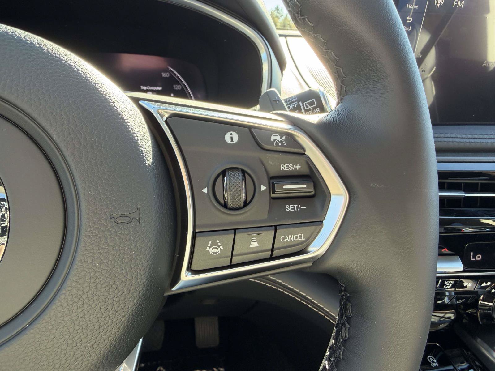 New 2026 Acura MDX w/ Advance Package AWD/4WD image 17